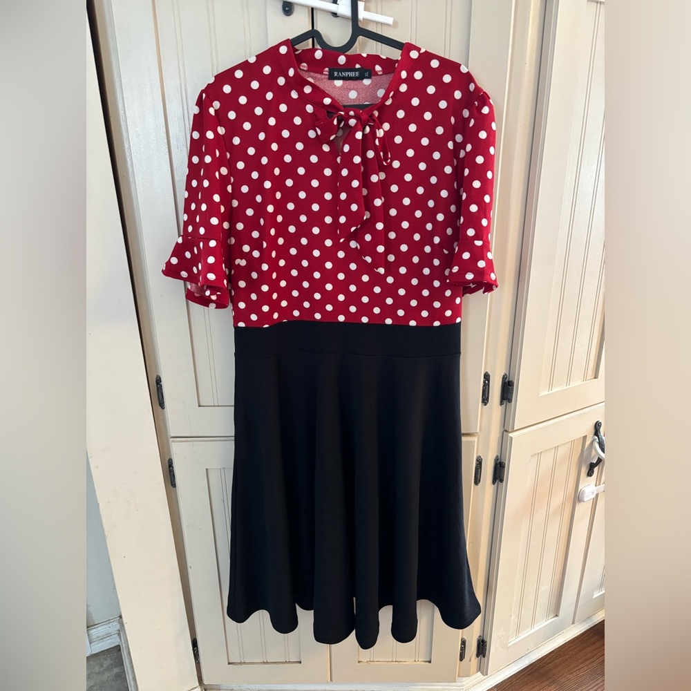 🔮 5/$25 Ranphee Red Polka Dot Blouse with Black Skirt Dress